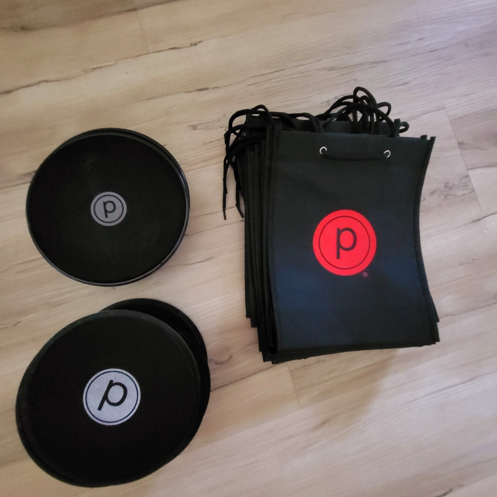 4 Black and Red P Logo Bags and Sliders